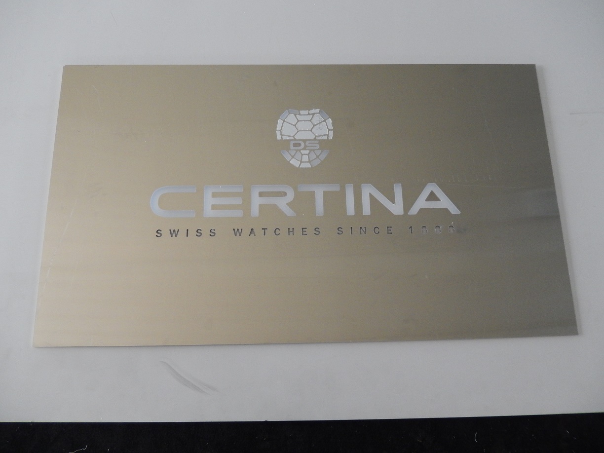 WaterJet découpe enseigne logo Certina