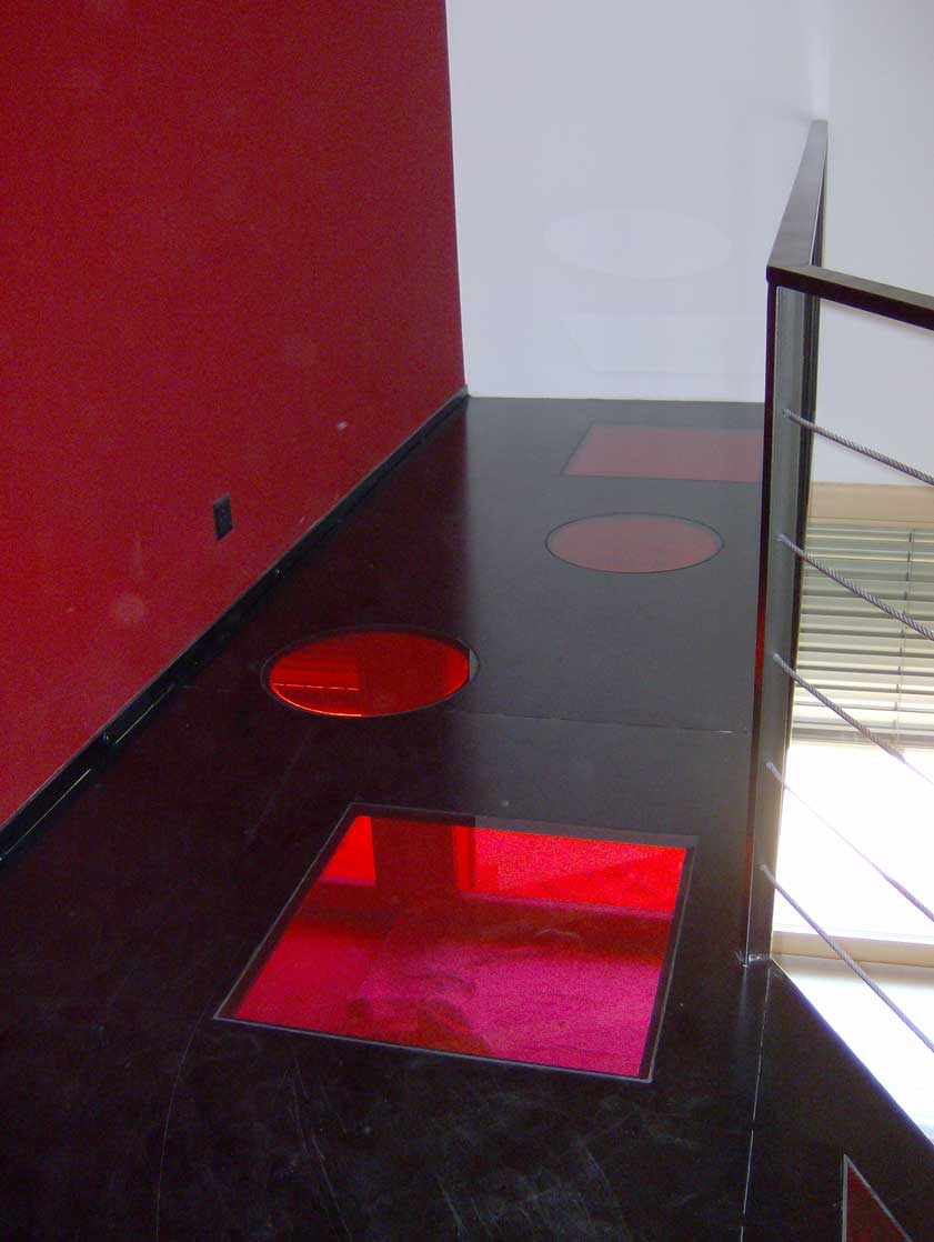 Plancher en verre coloré par Besse Hilaire & Fils